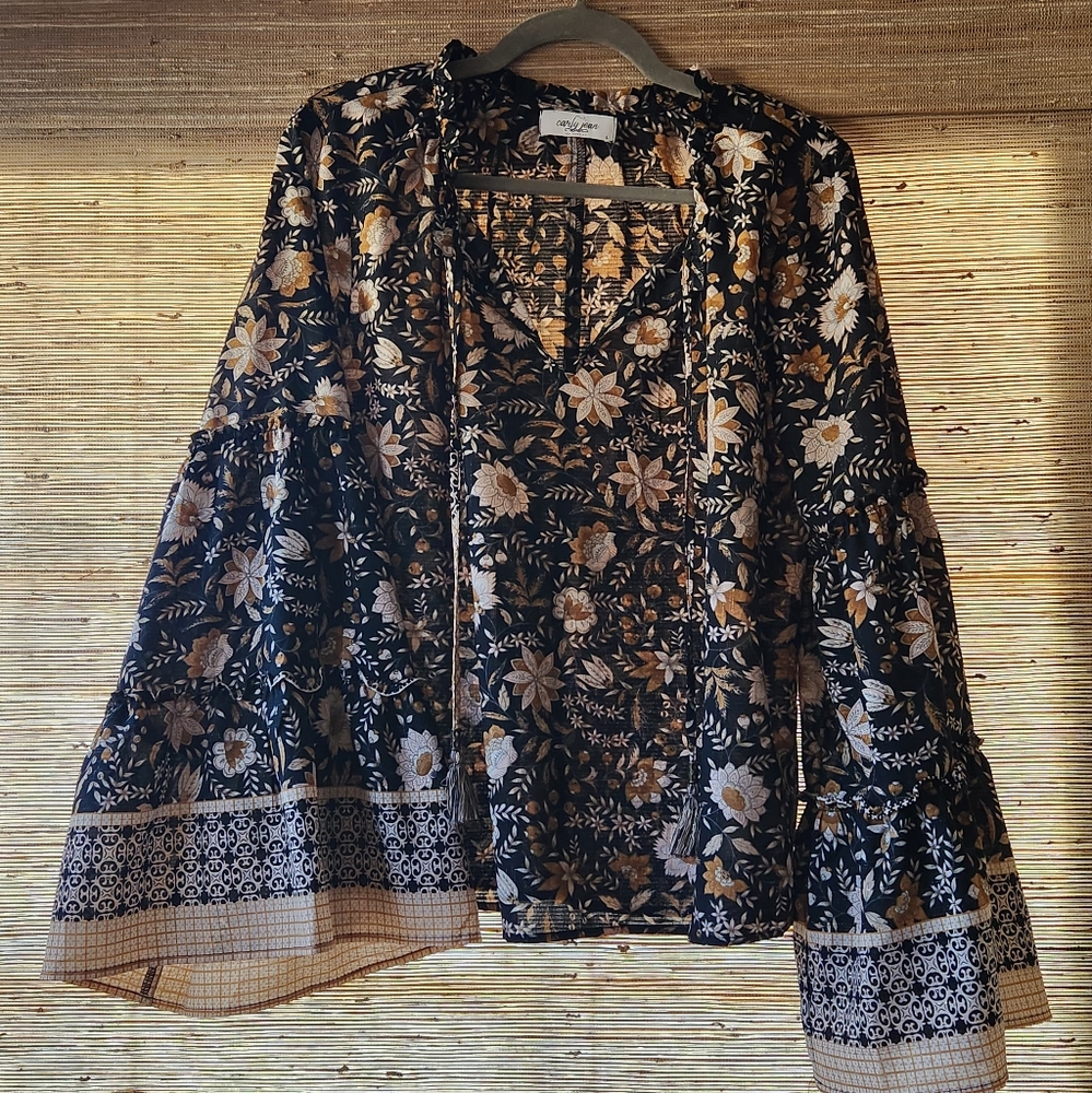 CJLA Large bell sleeve boho  Top